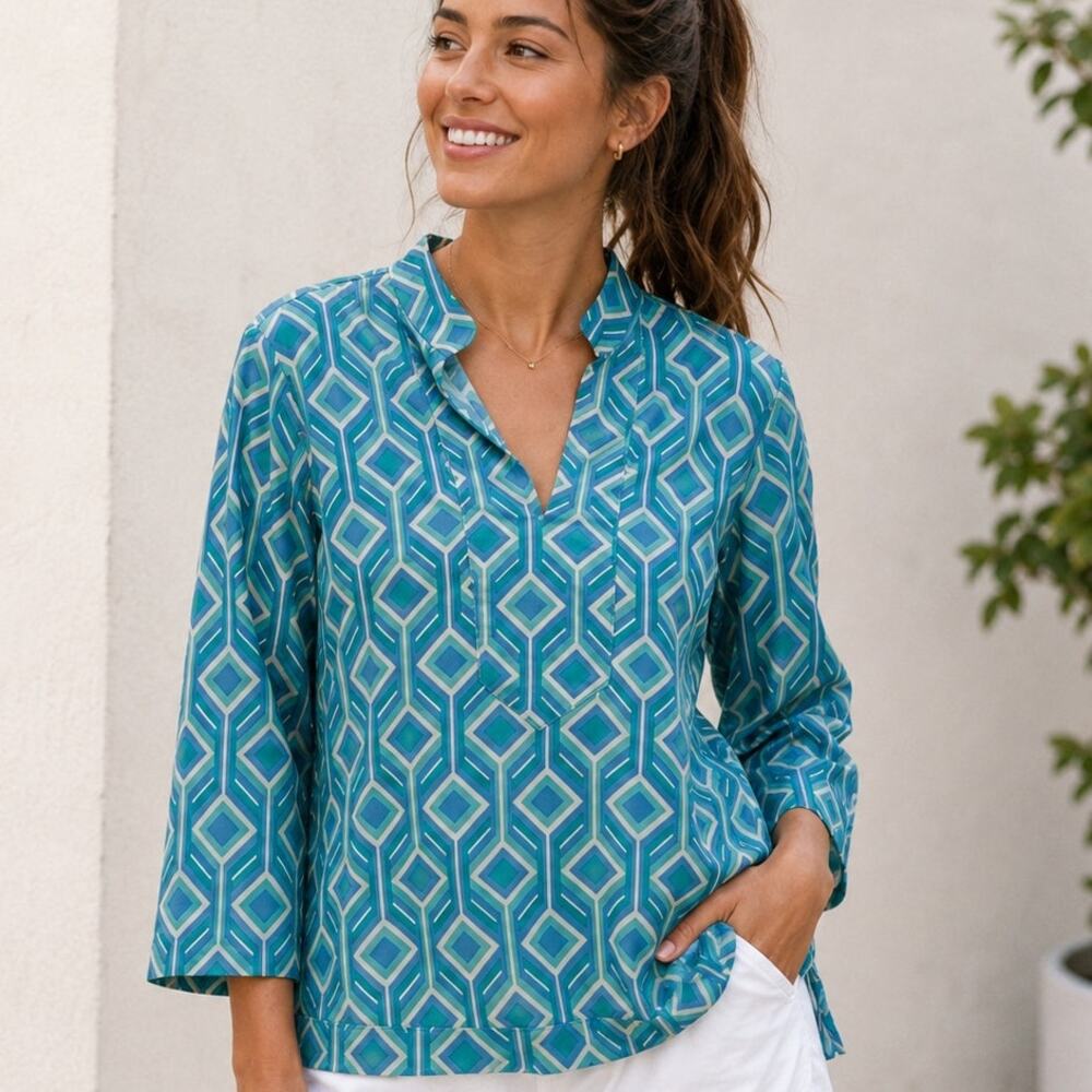 Jude Connally Geometric Top Womens Medium Aqua Blue Jude Cloth Geo Cube UPF 50+
